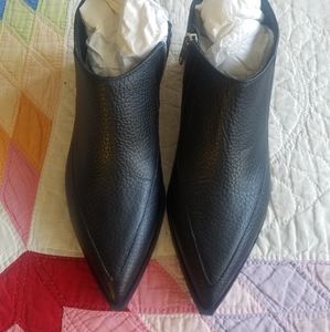 Everlane Boss Bootie